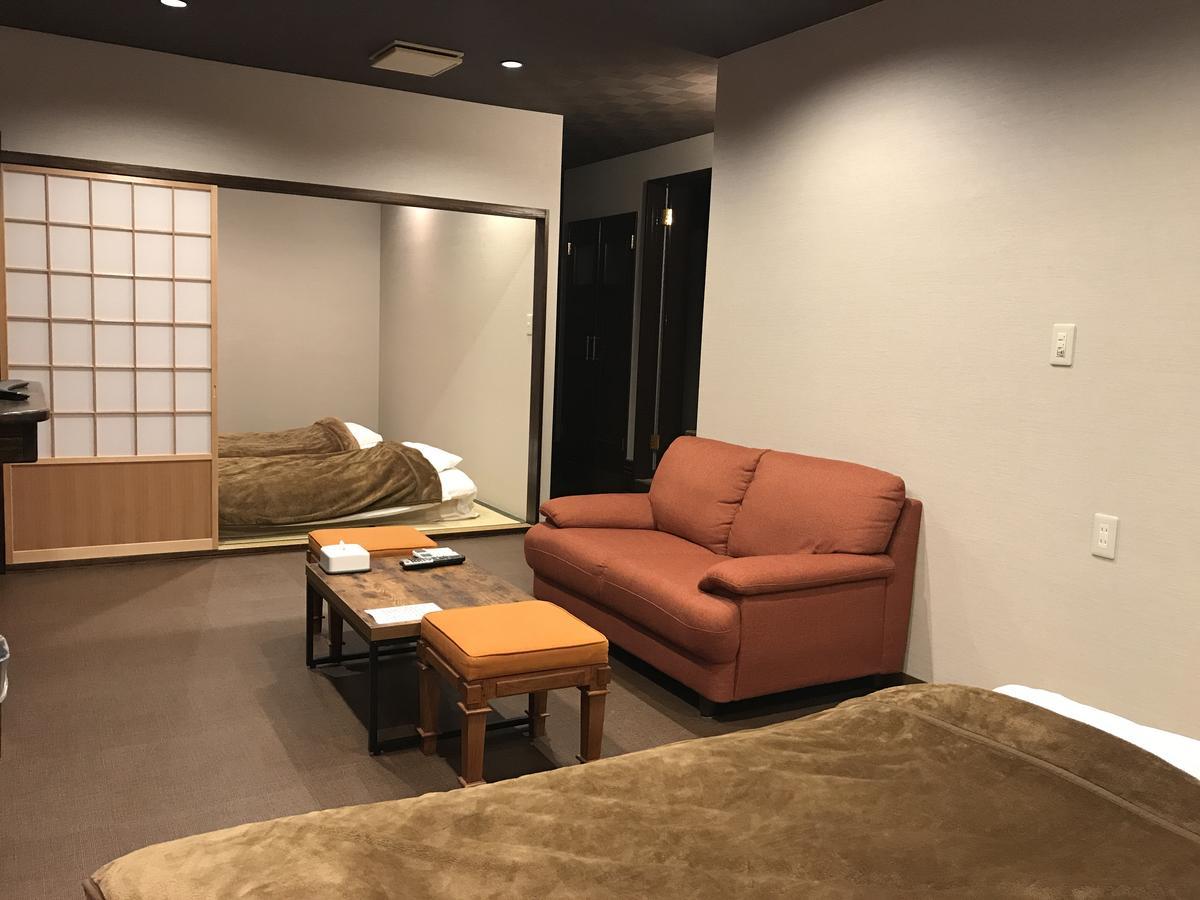 Le Tour Hotel Group-Tokyo Саґаміхара Екстер'єр фото